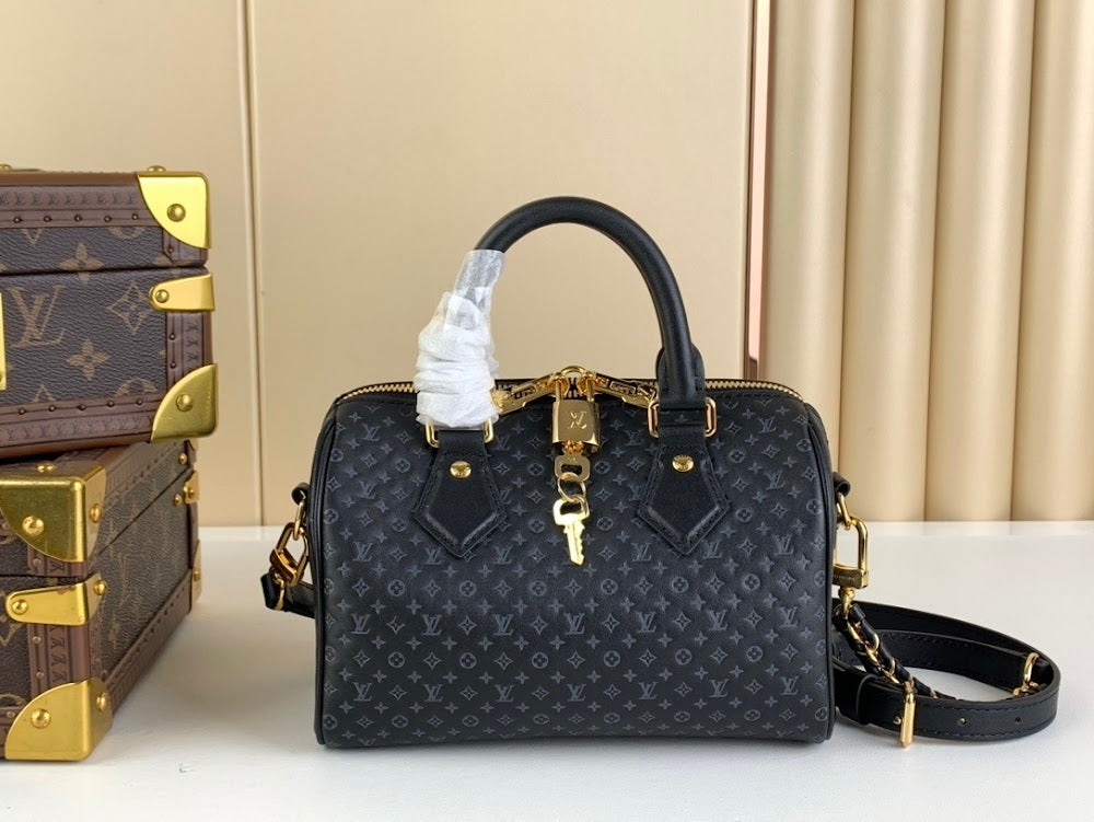 Anum Bags ln Luxury Bag --61507
