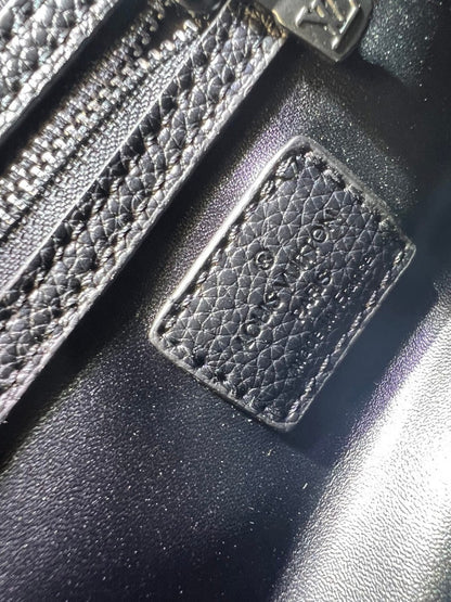 Anum Bags ln Luxury Bag --77123