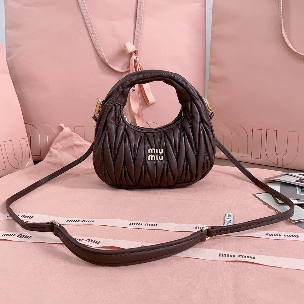 Anum Bags Miun Miun Luxury Bag --122658