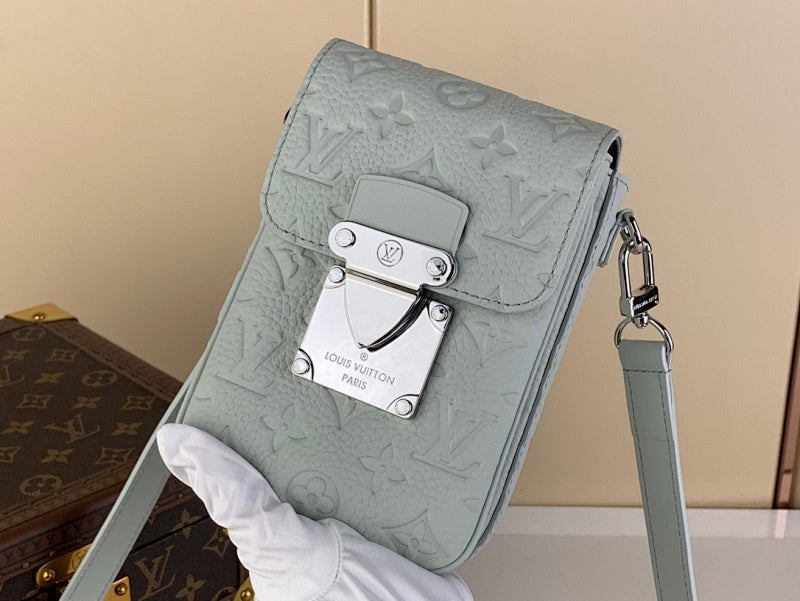 Anum Bags ln Luxury Bag --61780