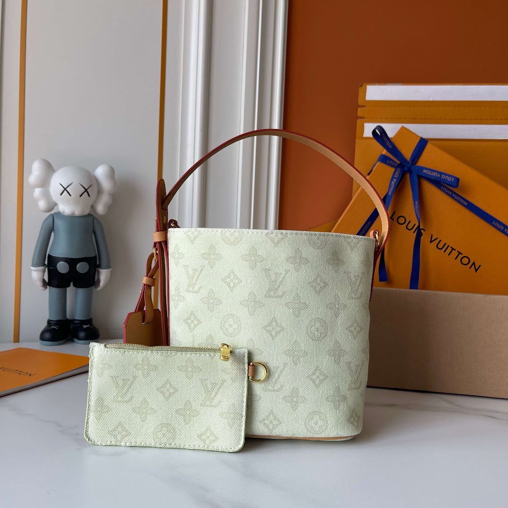 Anum Bags ln Luxury Bag --77817