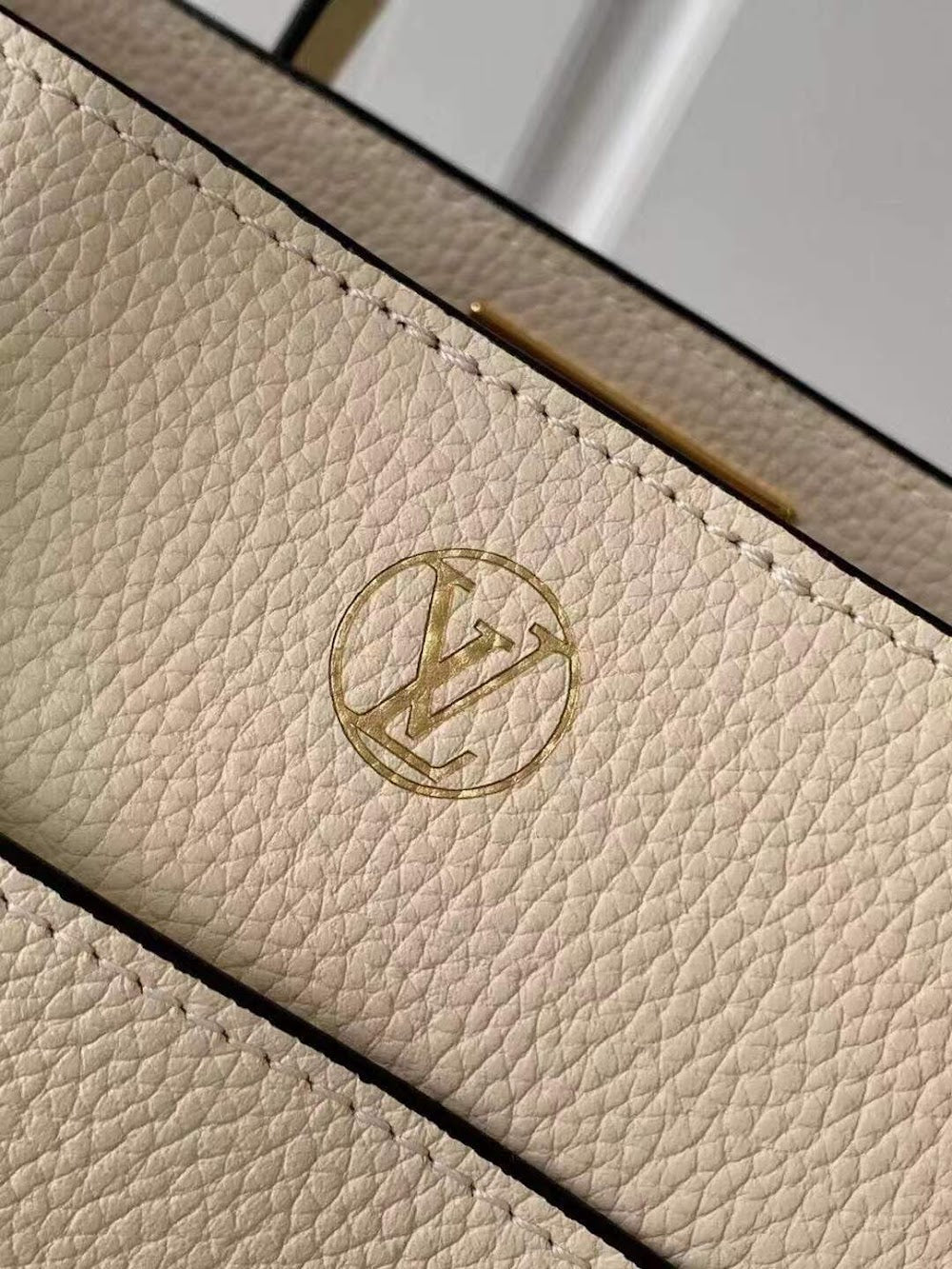 Anum Bags ln Luxury Bag --60501