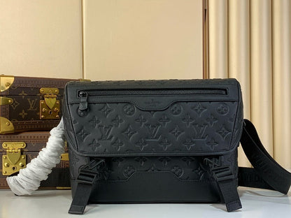Anum Bags ln Luxury Bag --62904
