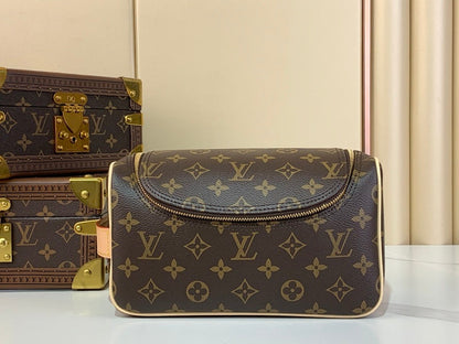 Anum Bags ln Luxury Bag --62484