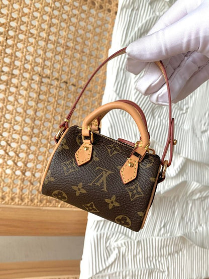 Anum Bags ln Luxury Bag --60728