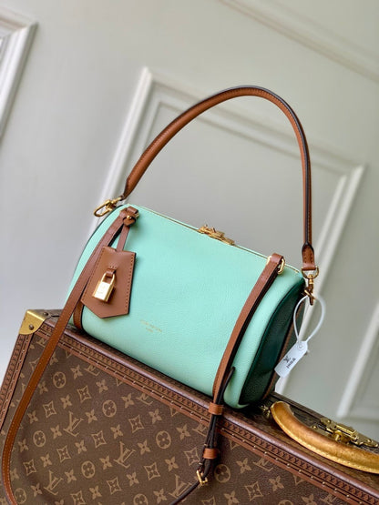 Anum Bags ln Luxury Bag --96701