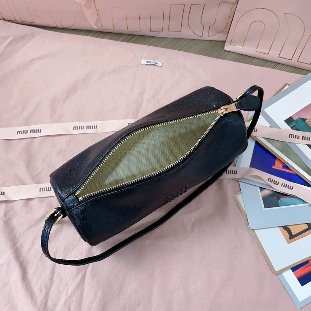Anum Bags Miun Miun Luxury Bag --122429