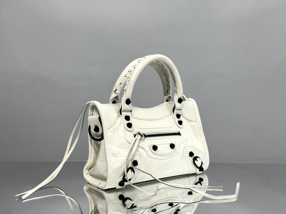 new-luxury-designer-bags-nm21513