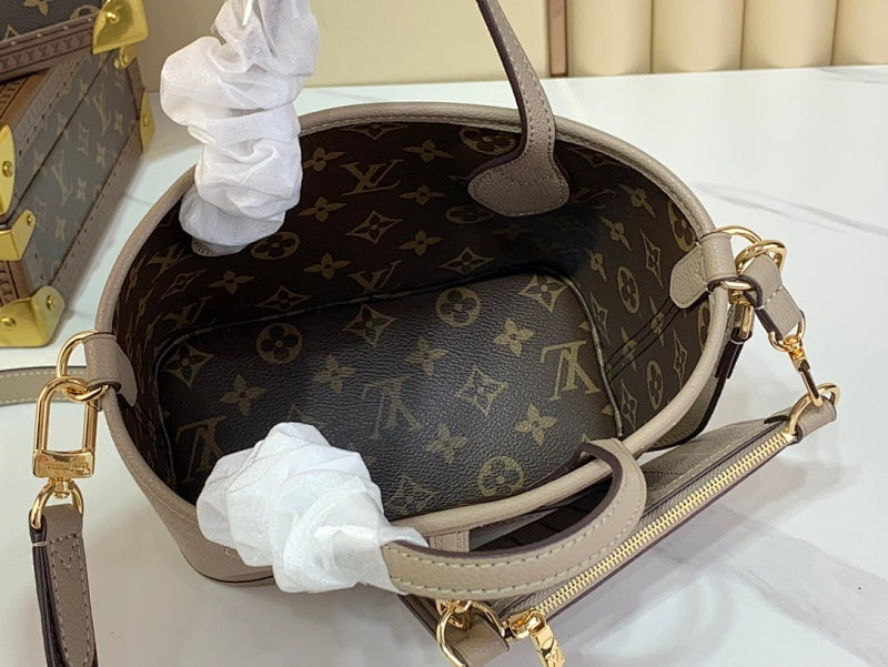 Anum Bags ln Luxury Bag --62443