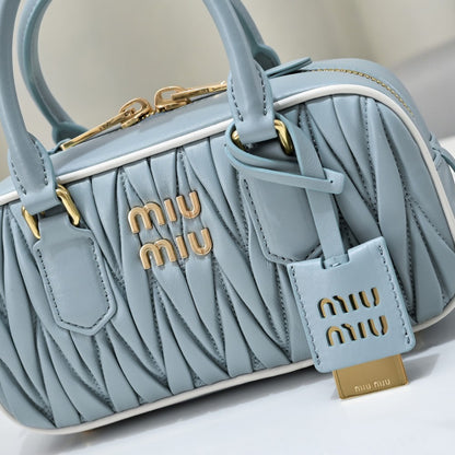 Anum Bags Miun Miun Luxury Bag --123477