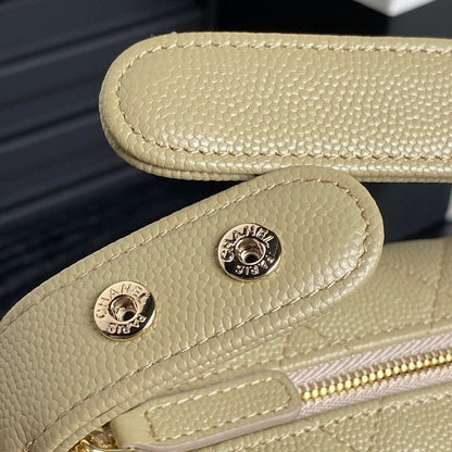 new-luxury-designer-bags-nm20042