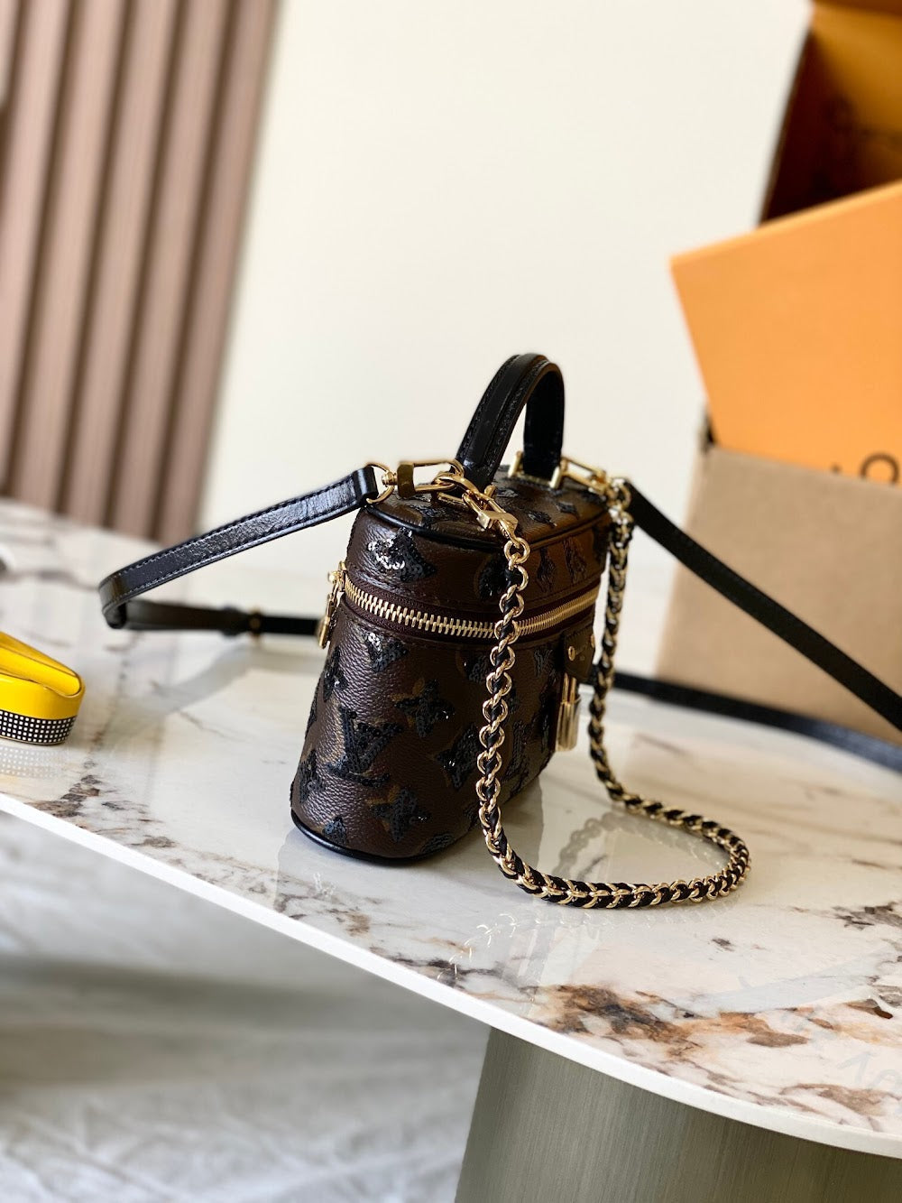 Anum Bags ln Luxury Bag --95551