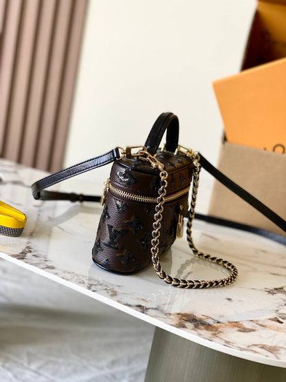 Anum Bags ln Luxury Bag --95551