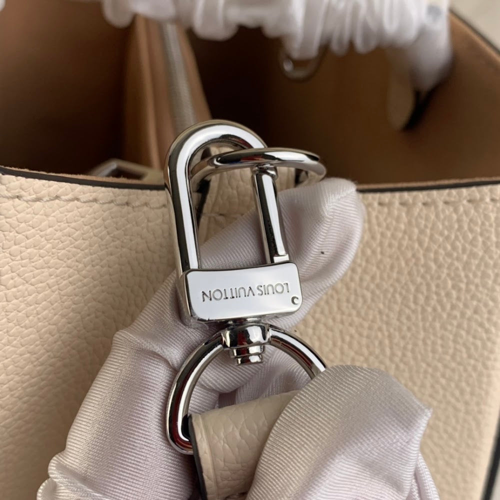 Anum Bags ln Luxury Bag --60937