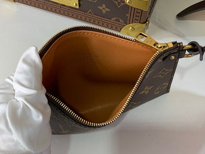 Anum Bags ln Luxury Bag --62982
