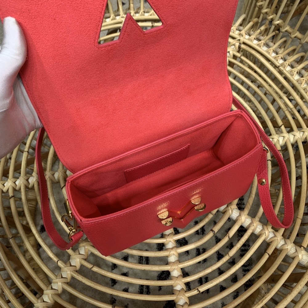 Anum Bags ln Luxury Bag --60090