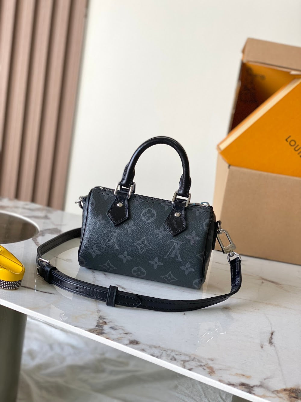 Anum Bags ln Luxury Bag --97390