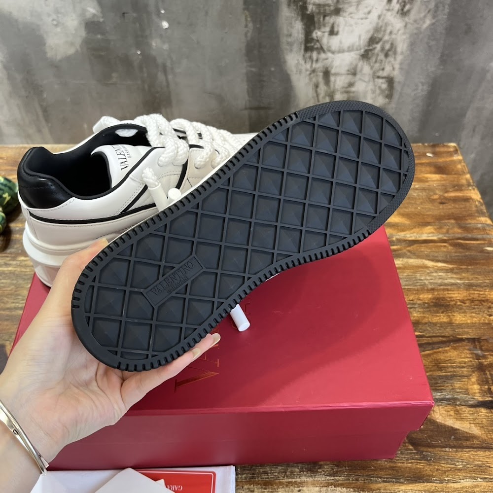 Anum Bags Valentino Luxury Shoes --52638