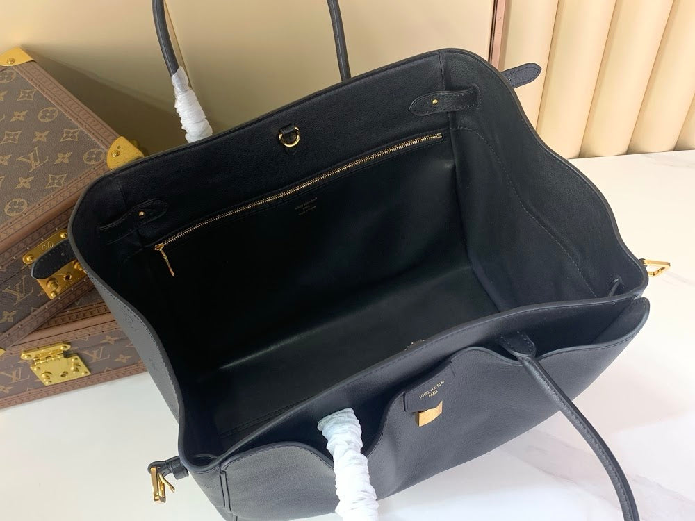 Anum Bags ln Luxury Bag --62996