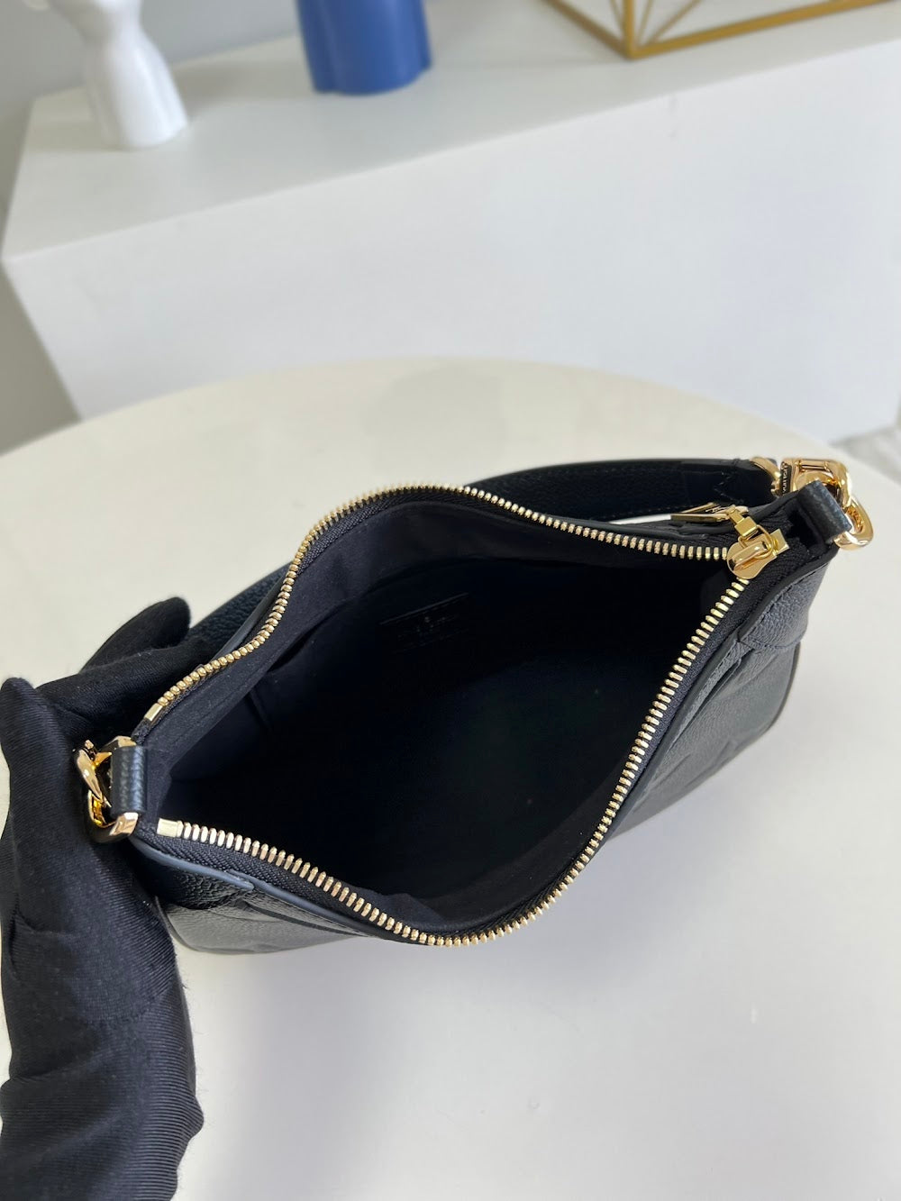 Anum Bags ln Luxury Bag --96121