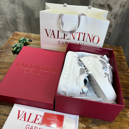 Anum Bags Valentino Luxury Shoes --52574