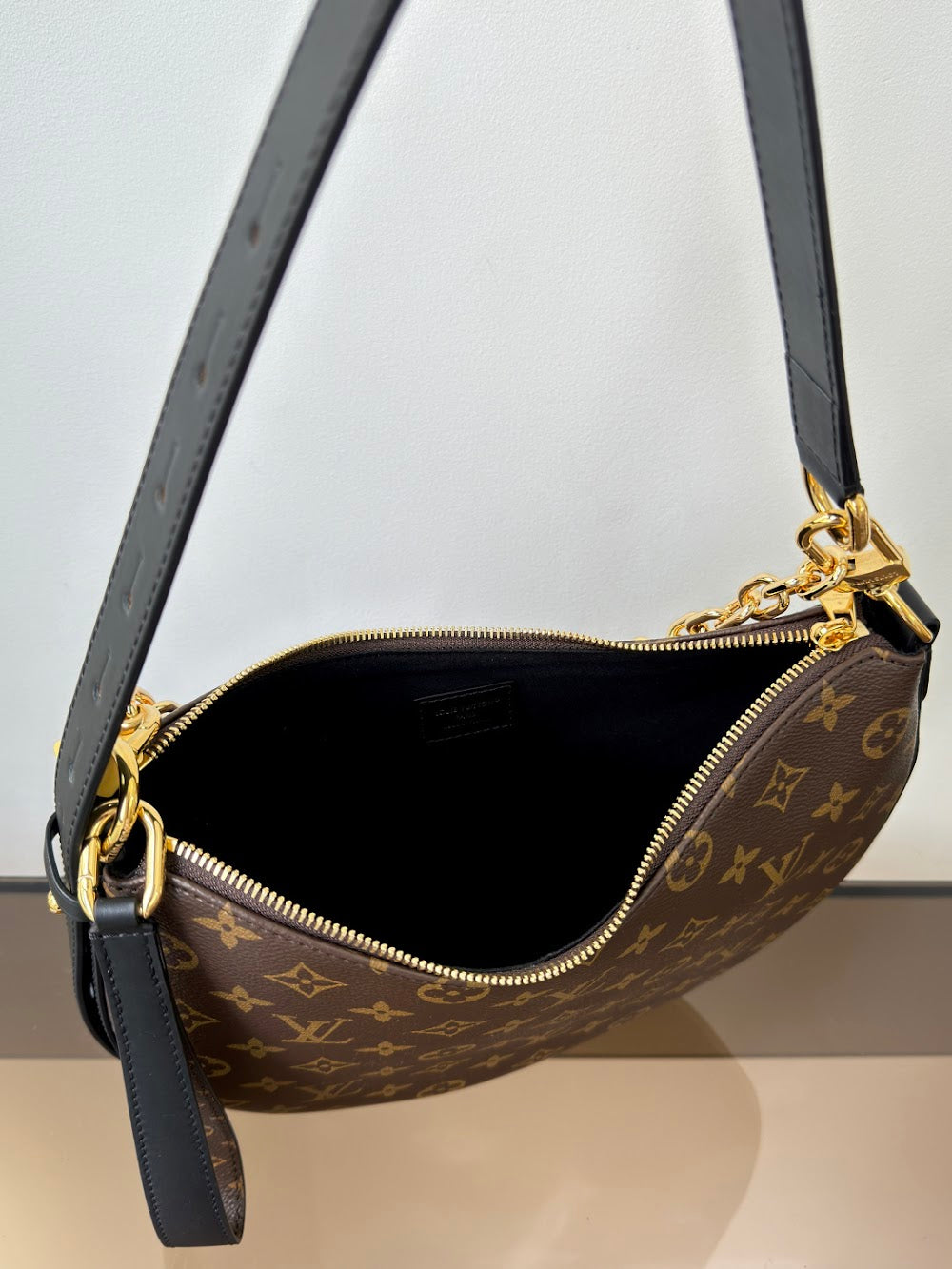 Anum Bags ln Luxury Bag --97340