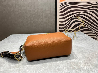 Anum Bags pradn Luxury Bag --73339