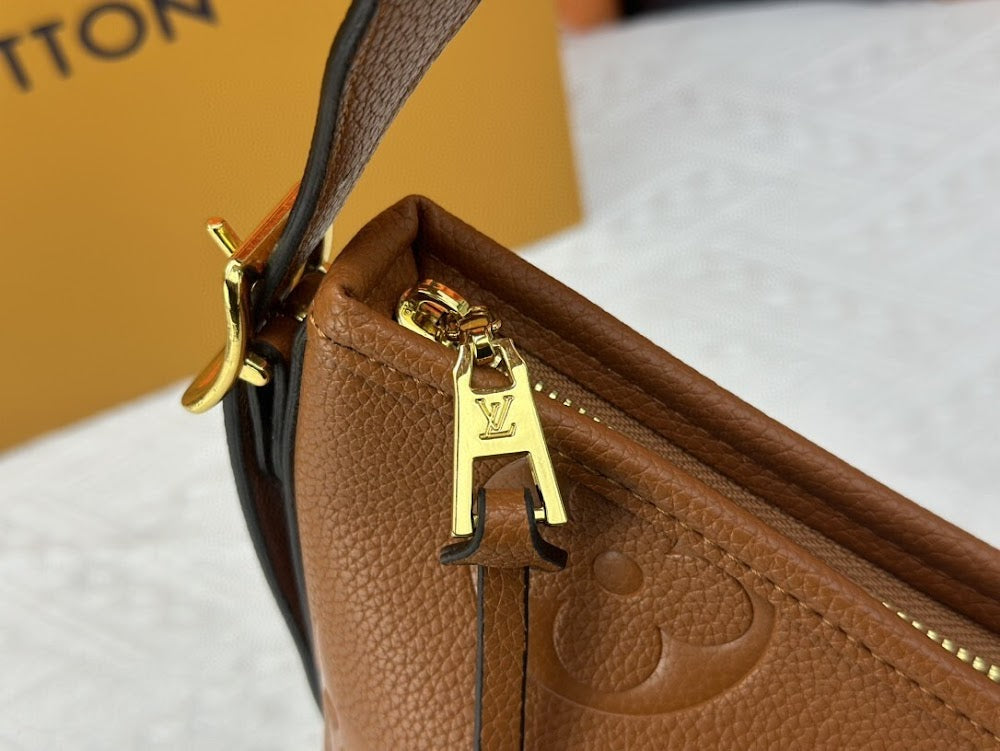 Anum Bags ln Luxury Bag --76350
