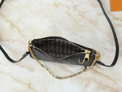 Anum Bags ln Luxury Bag --77121