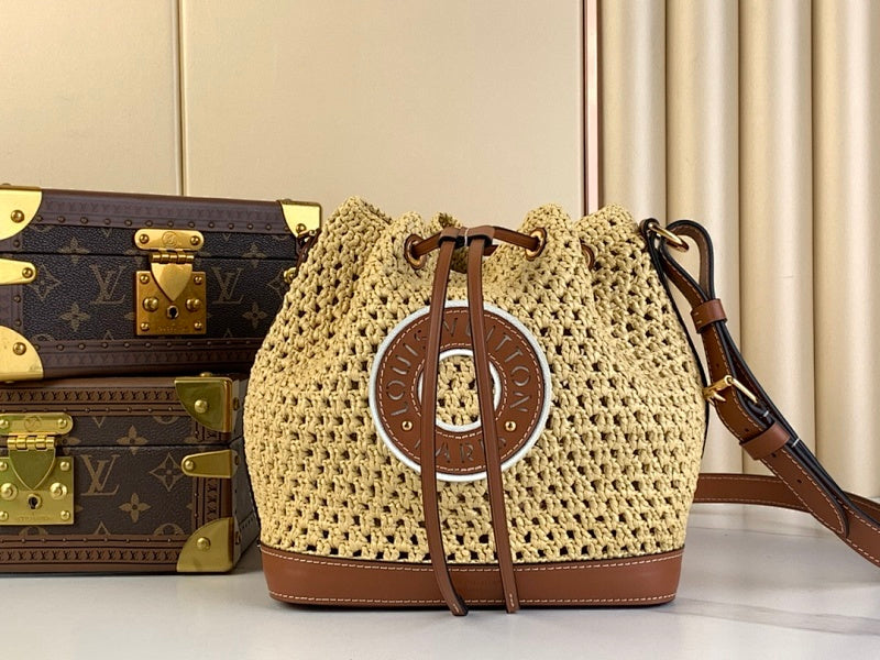 Anum Bags ln Luxury Bag --62387