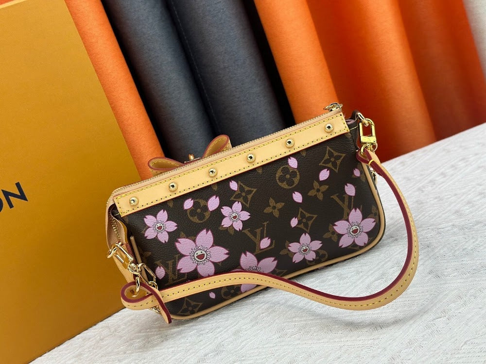 Anum Bags ln Luxury Bag --76707