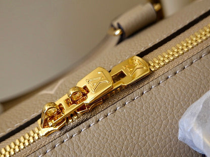 Anum Bags ln Luxury Bag --60257