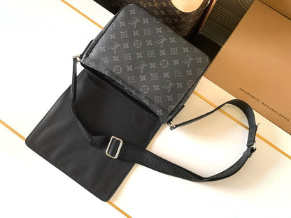 Anum Bags ln Luxury Bag --70969