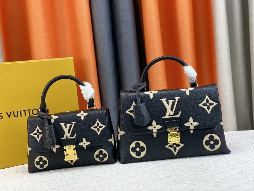Anum Bags ln Luxury Bag --75817