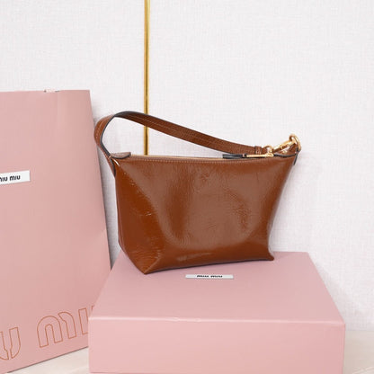 Anum Bags Miun Miun Luxury Bag --123537