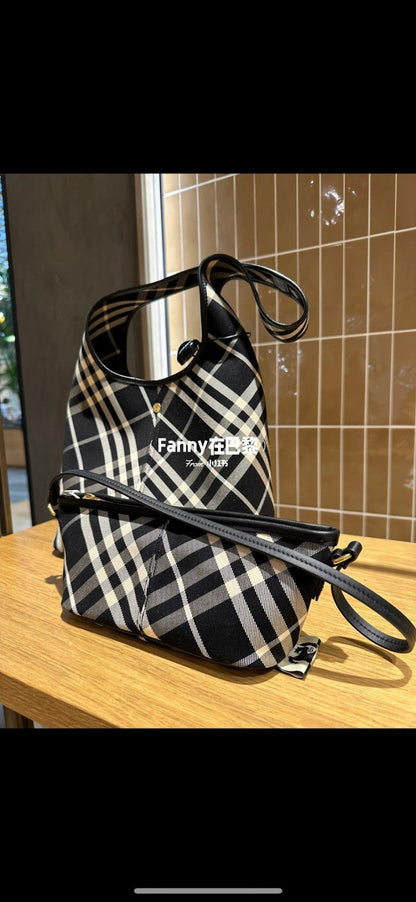 Anum Bags Burberryn Luxury Bag --92705