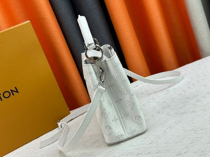 Anum Bags ln Luxury Bag --76849