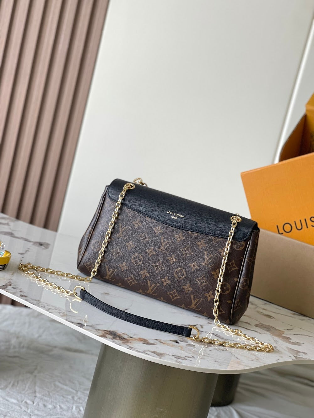 Anum Bags ln Luxury Bag --95703
