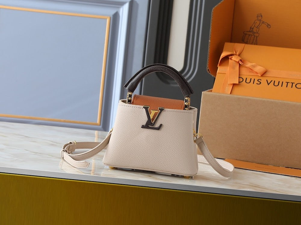 Anum Bags ln Luxury Bag --77109