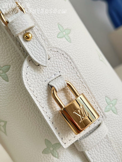 Anum Bags ln Luxury Bag --96377