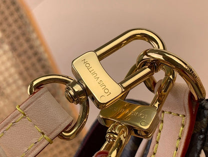 Anum Bags ln Luxury Bag --68863
