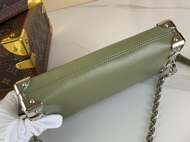 Anum Bags ln Luxury Bag --62414