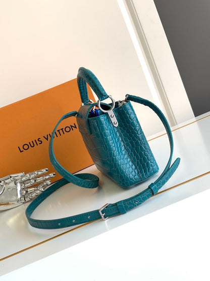 Anum Bags ln Luxury Bag --96817