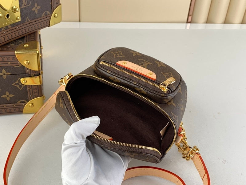 Anum Bags ln Luxury Bag --61592
