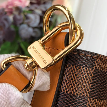Anum Bags ln Luxury Bag --57592