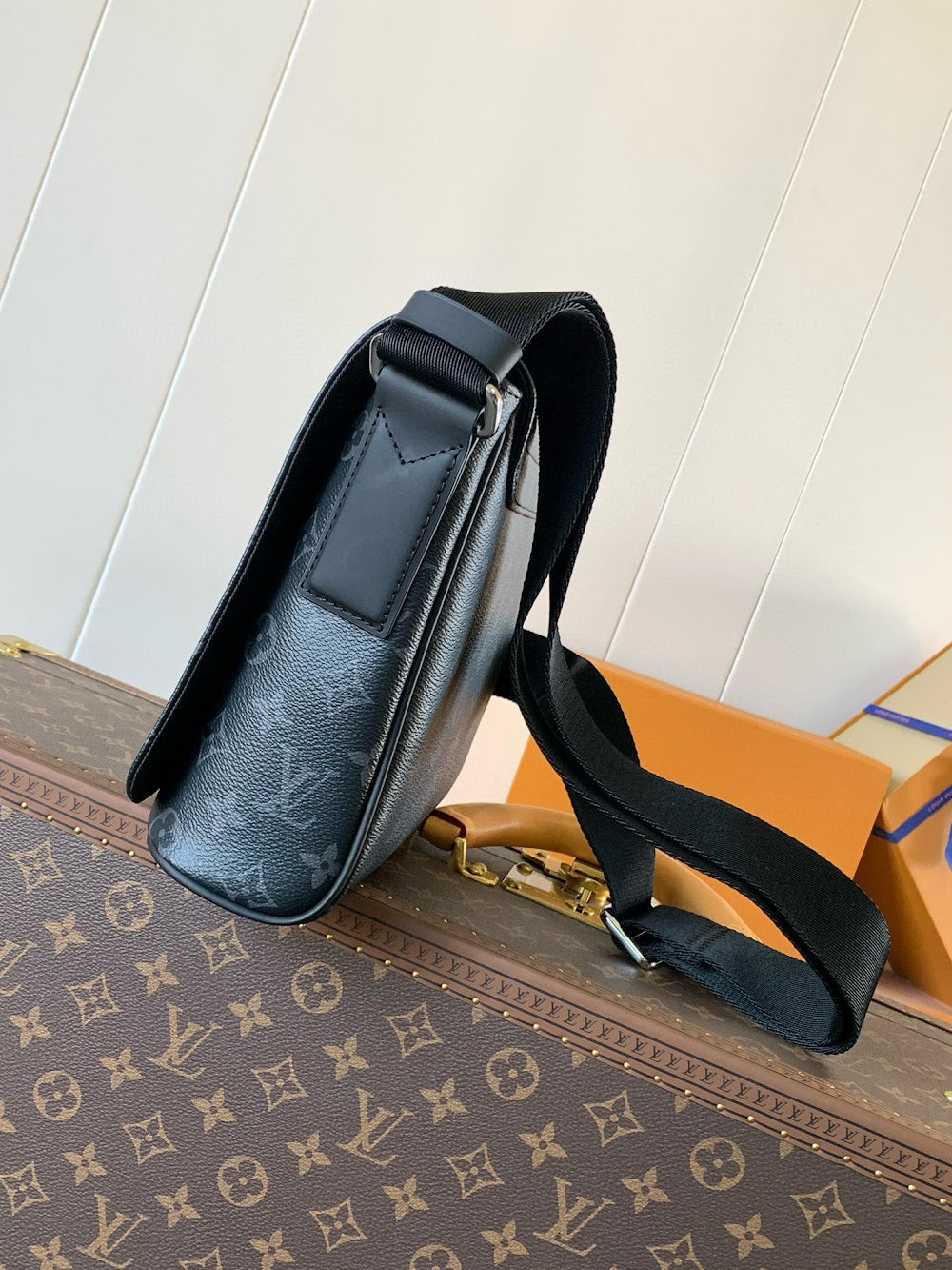 Anum Bags ln Luxury Bag --71108