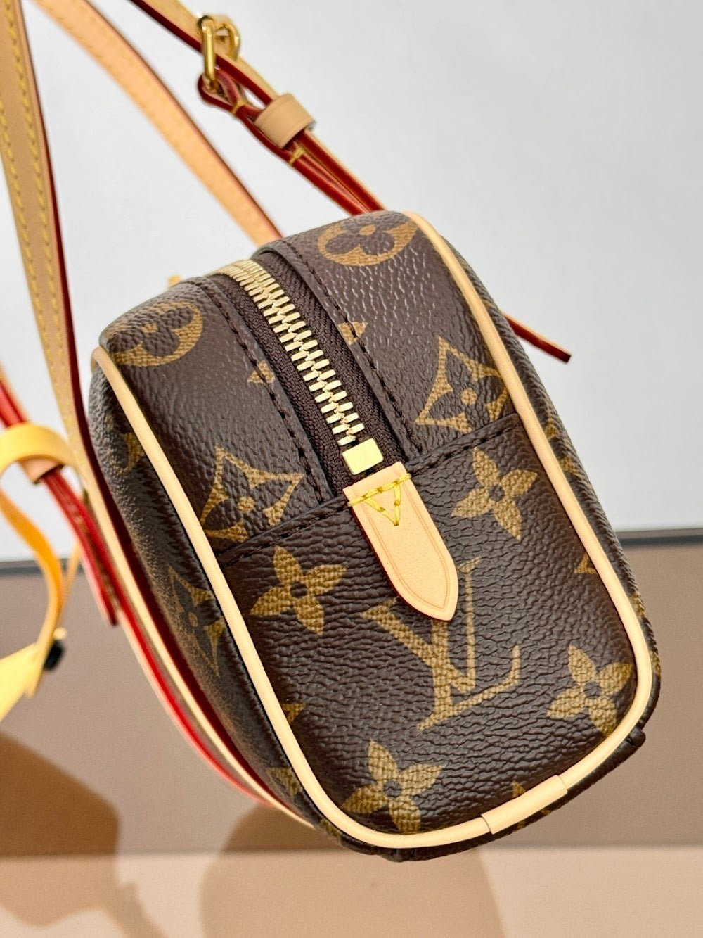 Anum Bags ln Luxury Bag --96750