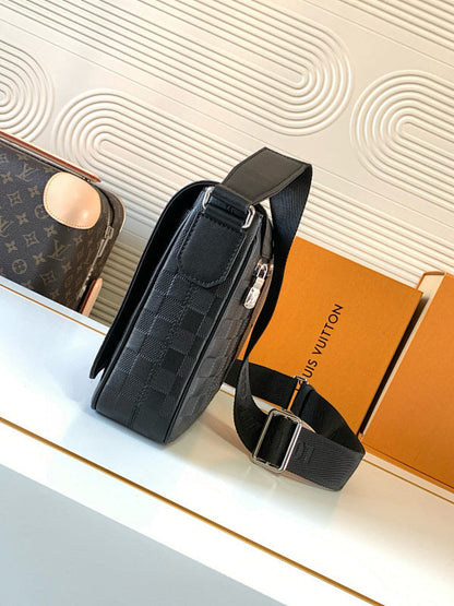 Anum Bags ln Luxury Bag --70921