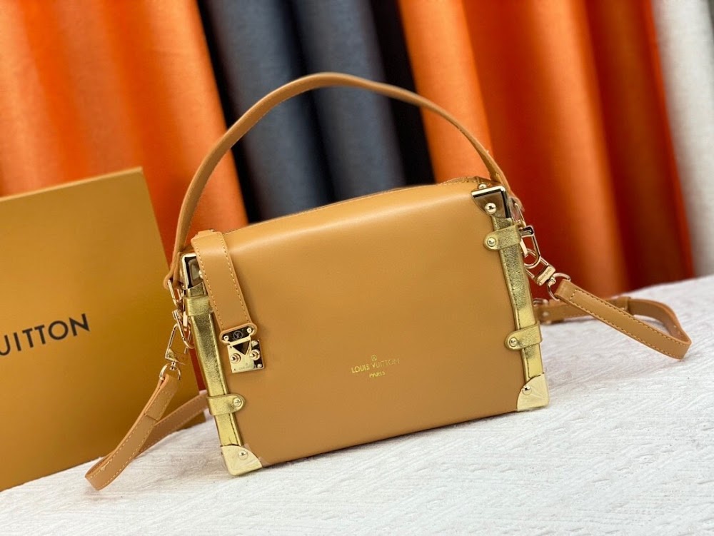 Anum Bags ln Luxury Bag --75829
