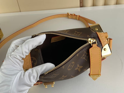 Anum Bags ln Luxury Bag --61573